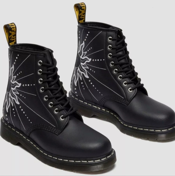 Dr. Martens 1460 SOLAR FLARE Reclaimed Leather Lace Up Boots/ Size US 7M-8W/ NWB - Picture 2 of 10